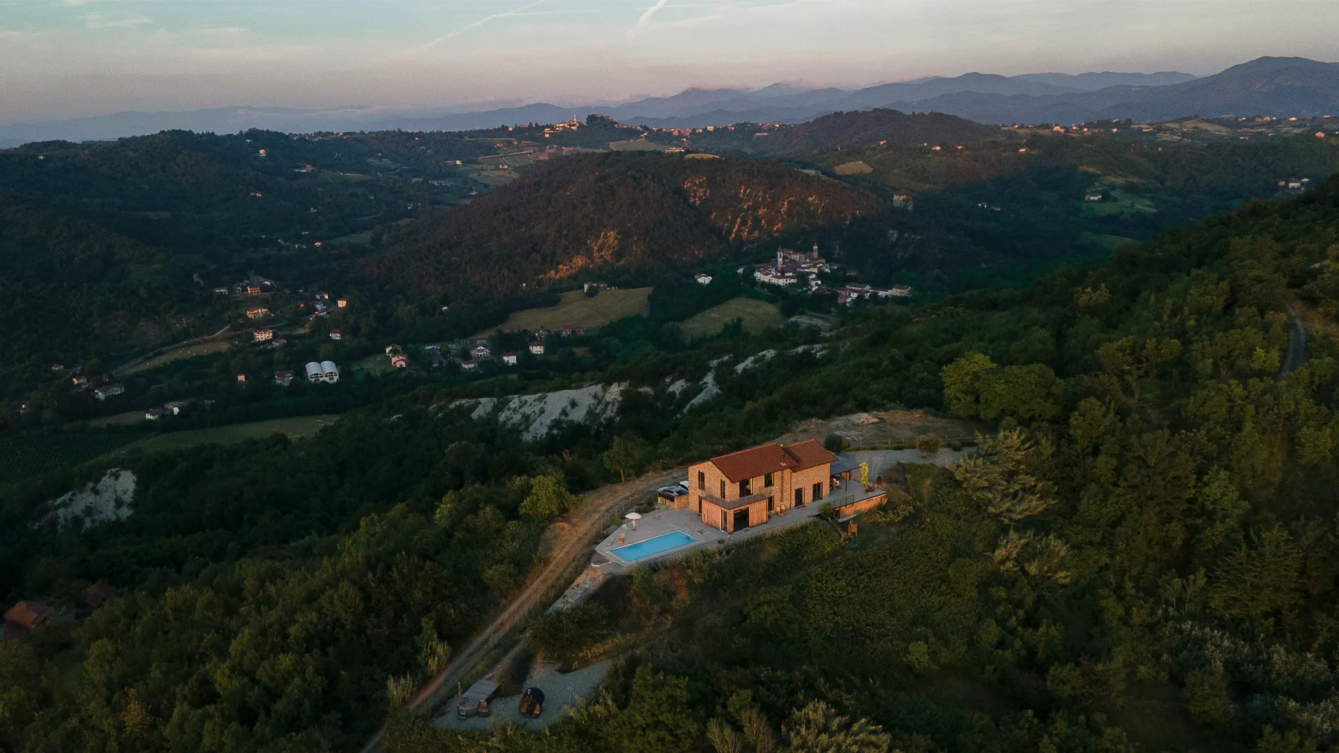 The Monferrato hills above Prasco