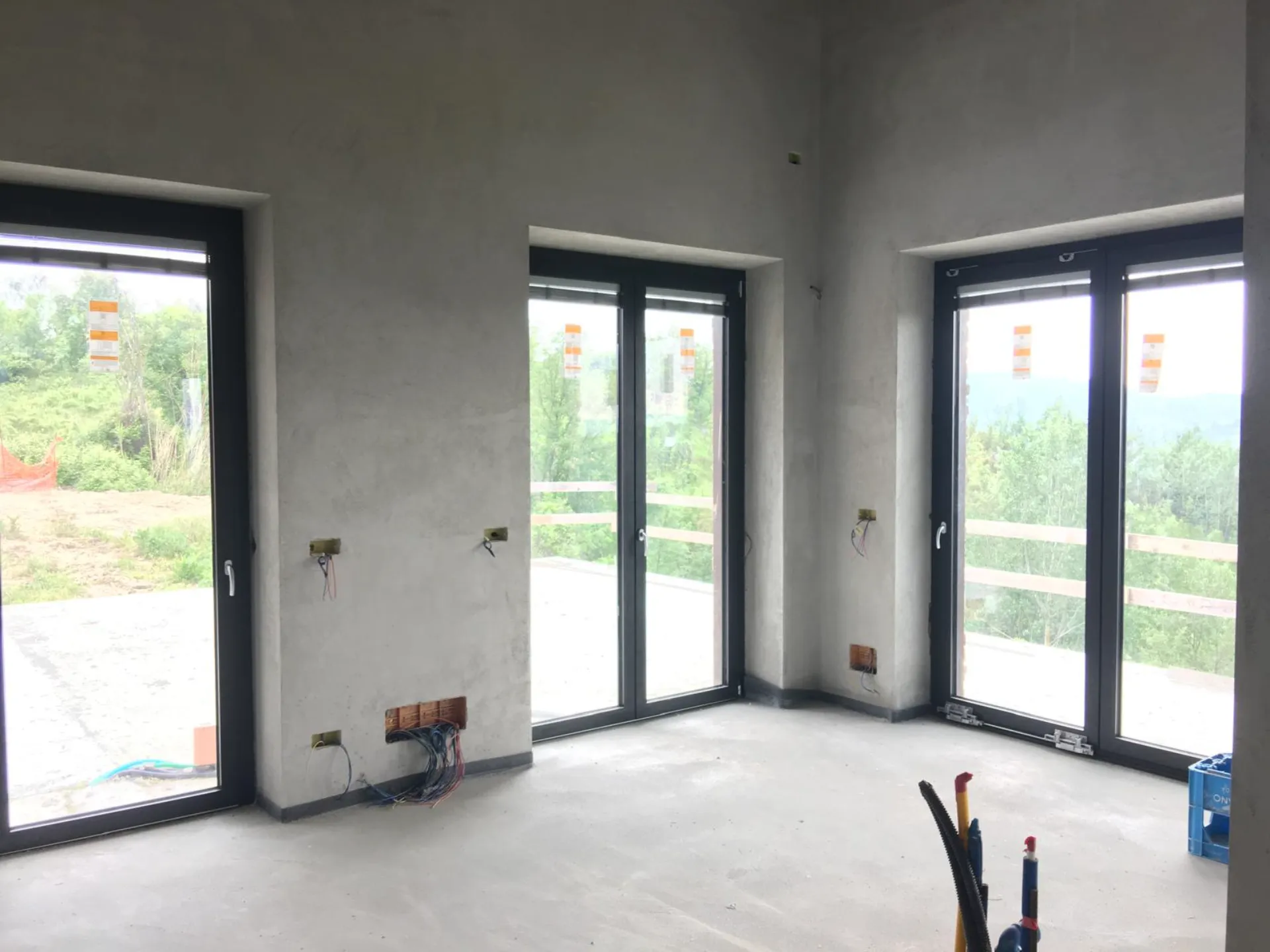 Lime plaster, drying